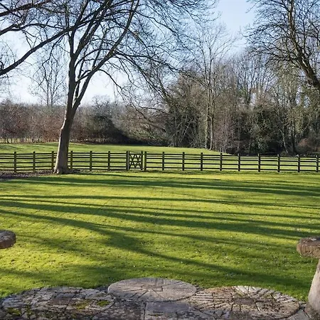Villa Grand Manor House Bristol-celebrations Events Hens - Simply Check In