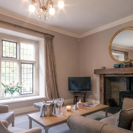 Вилла Grand Manor House Bristol-celebrations Events Hens - Simply Check In *