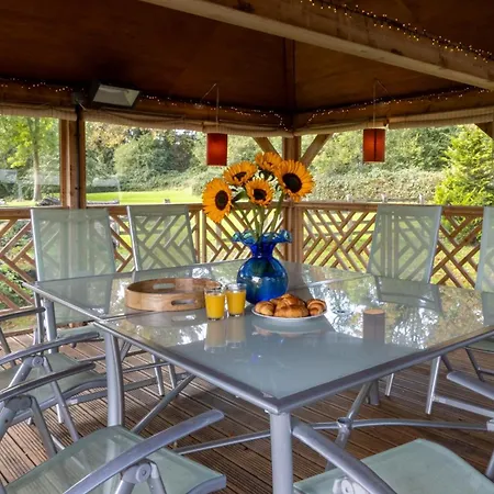Grand Manor House Bristol-celebrations Events Hens - Simply Check In