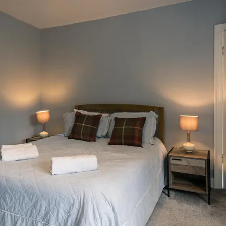 Grand Manor House Bristol-celebrations Events Hens - Simply Check In *