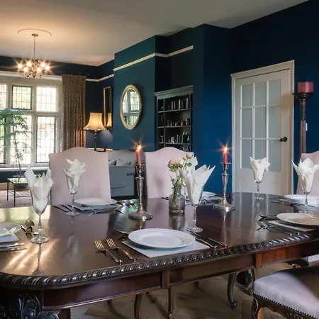 Villa Grand Manor House Bristol-celebrations Events Hens - Simply Check In